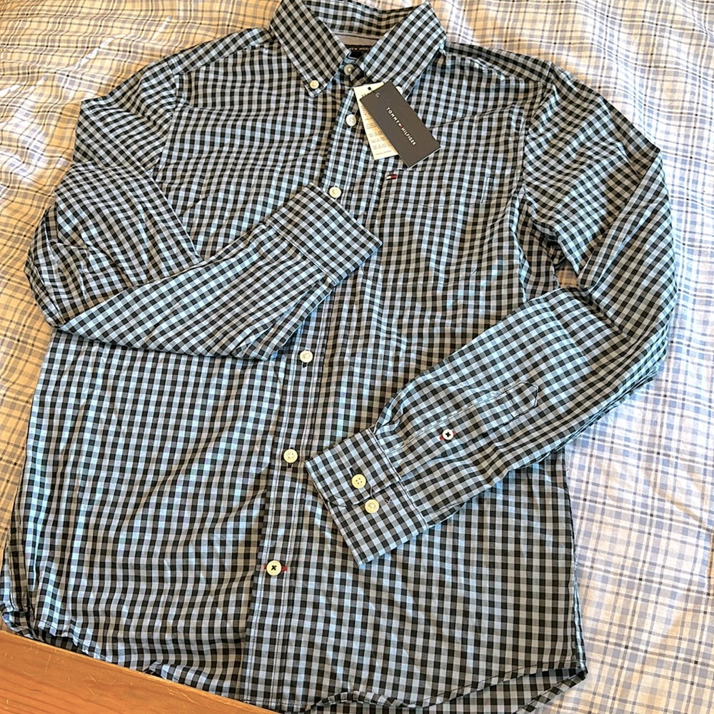 Tommy Hilfiger black/light blue button down shirt